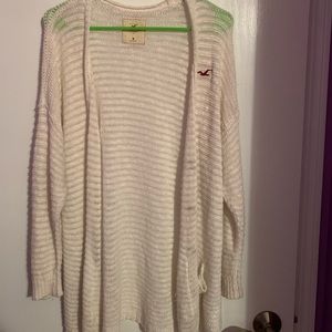 Hollister cardigan